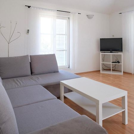 Apartments Kaktus Orebić Rum bild