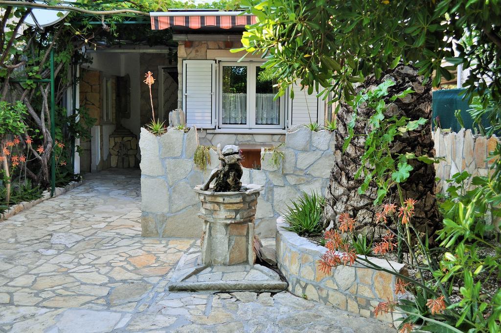 Apartments Kaktus Orebić Rum bild